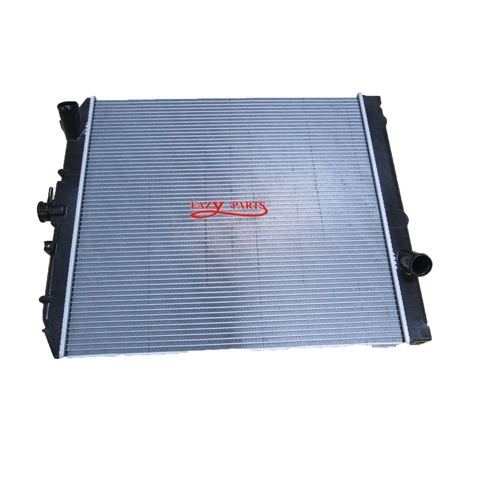 Radiator Xzu424 Hino