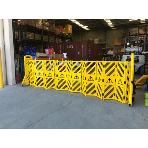 Portable Mobile Safety Expanding Barrier